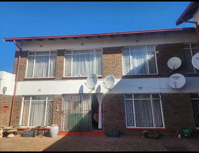2 BEDROOM APARTMENT FOR SALE IN RANDFONTEIN CENTRAL
